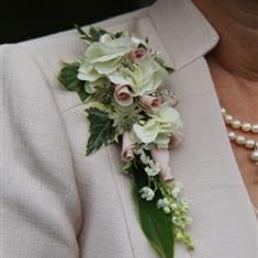 Wedding - Corsage Lapel   Male-Female